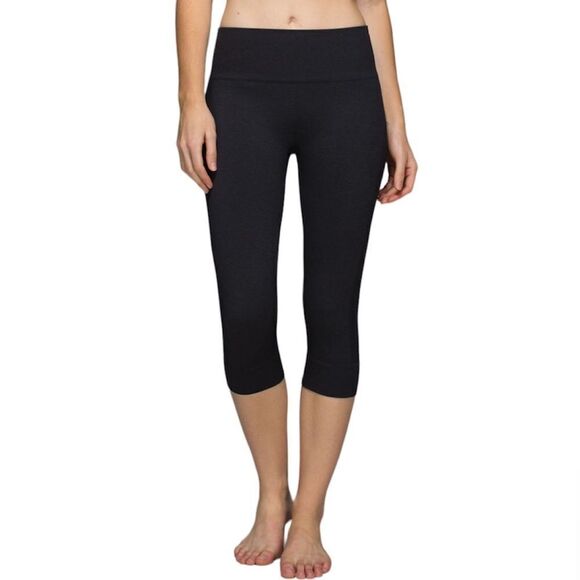 Lululemon Seamlessly Street Crop 4 - Picture 2 of 8